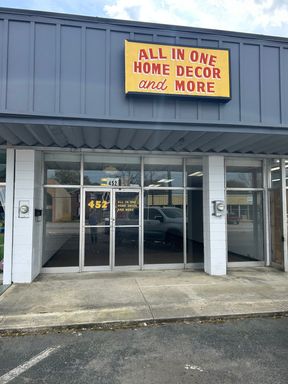 Commercial Unit – photo 1