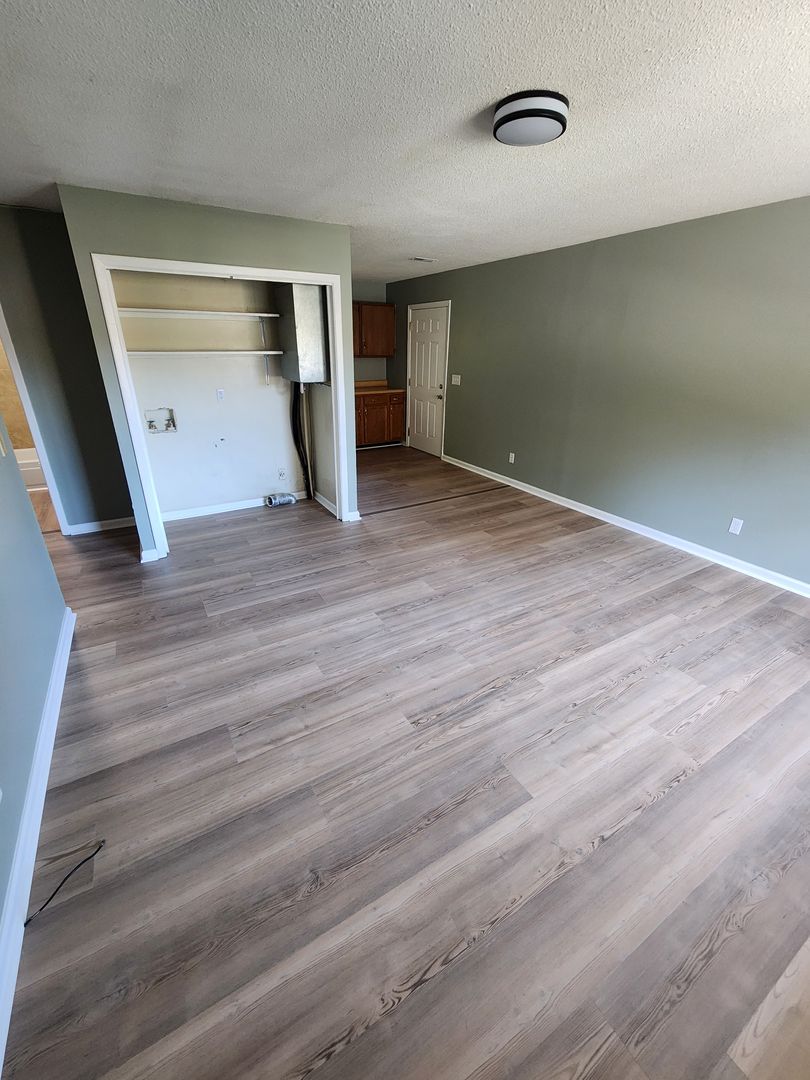 Asheboro Apartment: 312 Brookside Drive