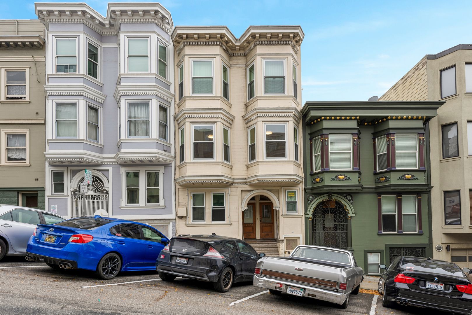 San Francisco Apartment: 519 Vallejo Street