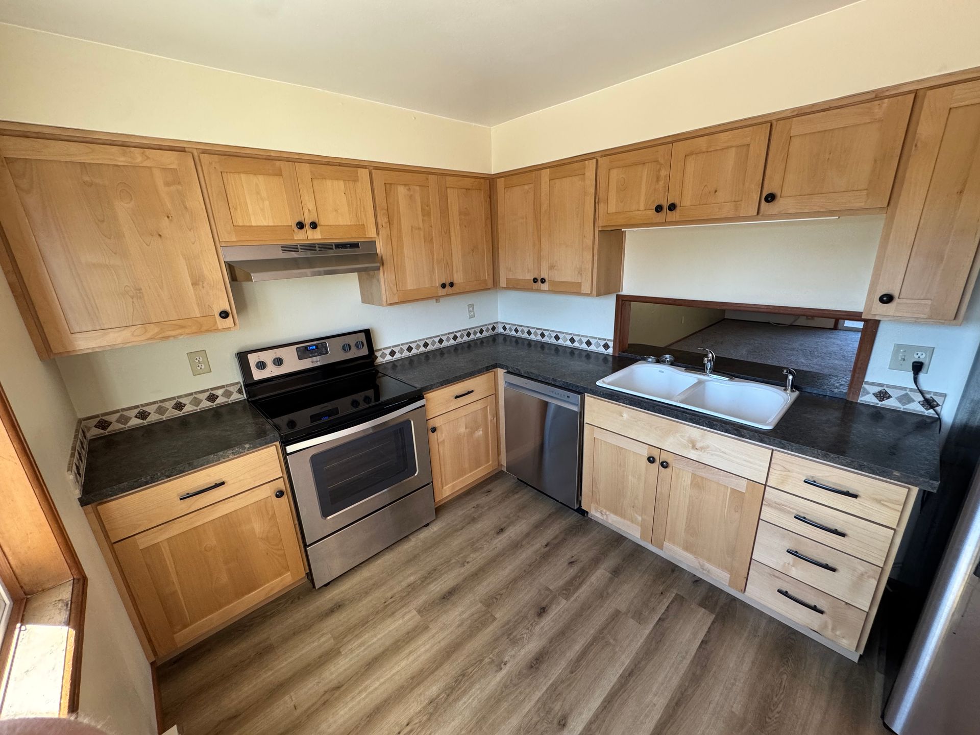 McMinnville Apartment: 700 NW 12th St