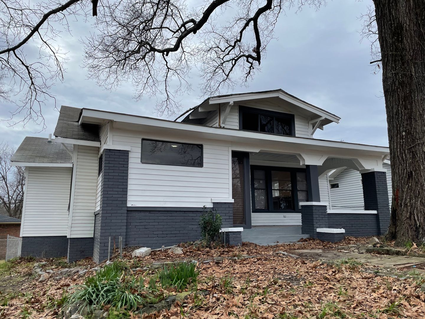 Birmingham House: 2013 16th Ave North
