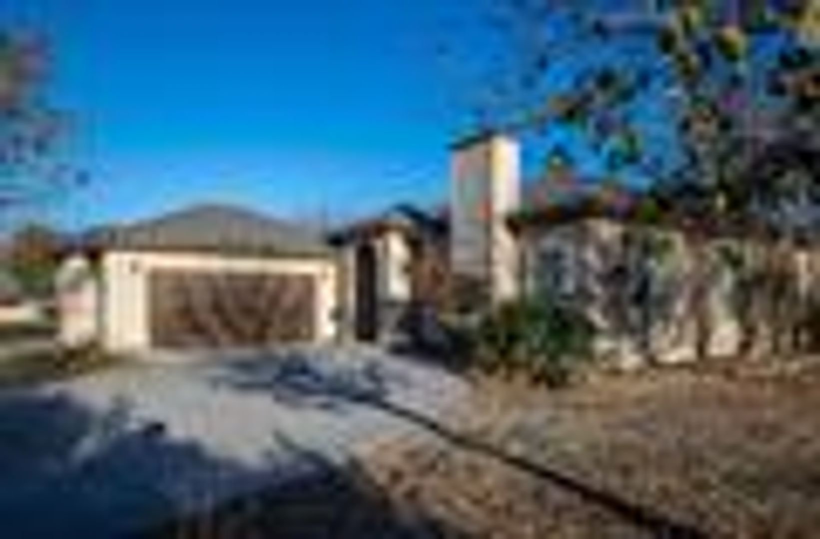 Del Rio House: 400 Boulder Ridge