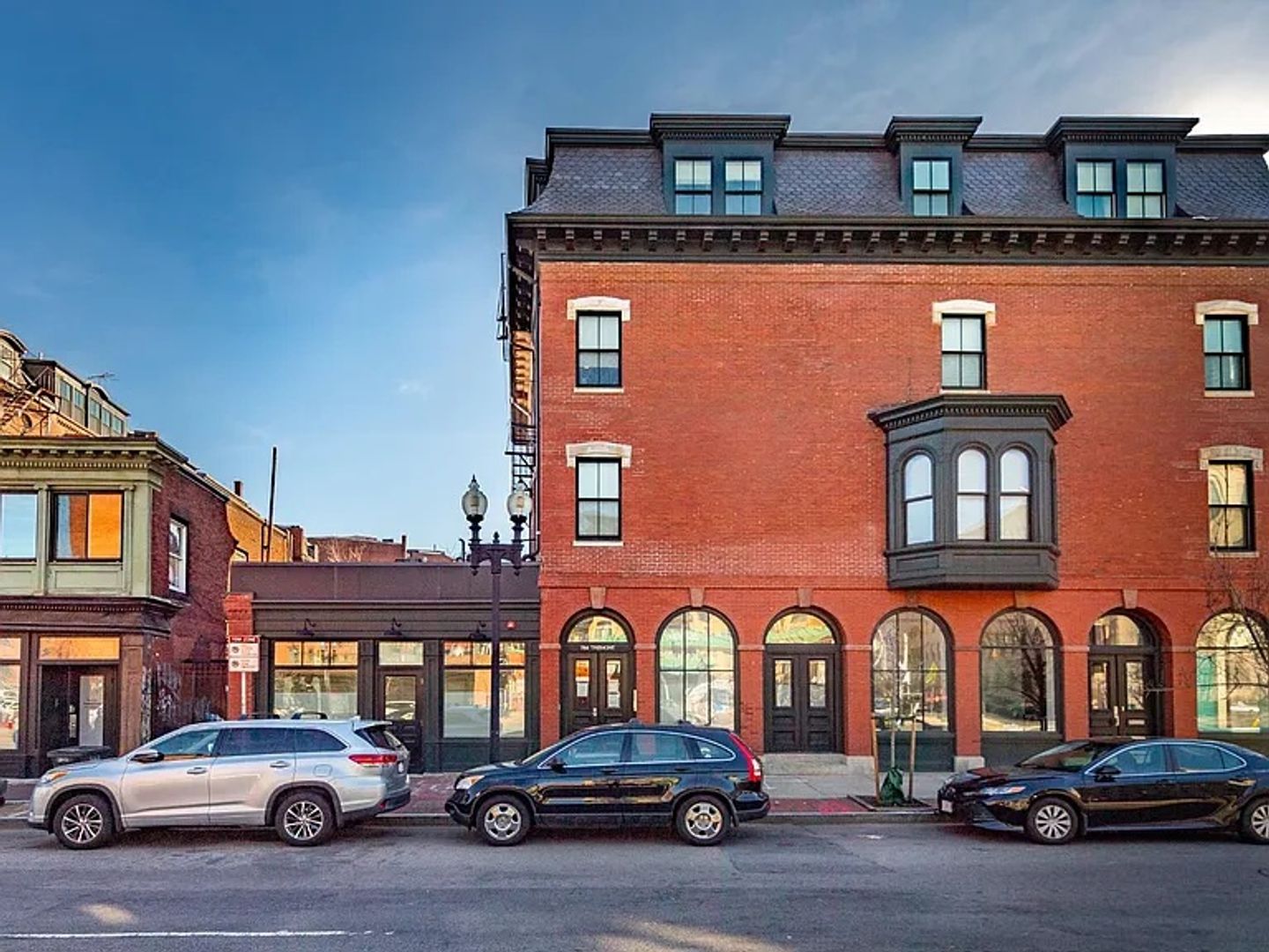 Boston Apartment: 784 Tremont St