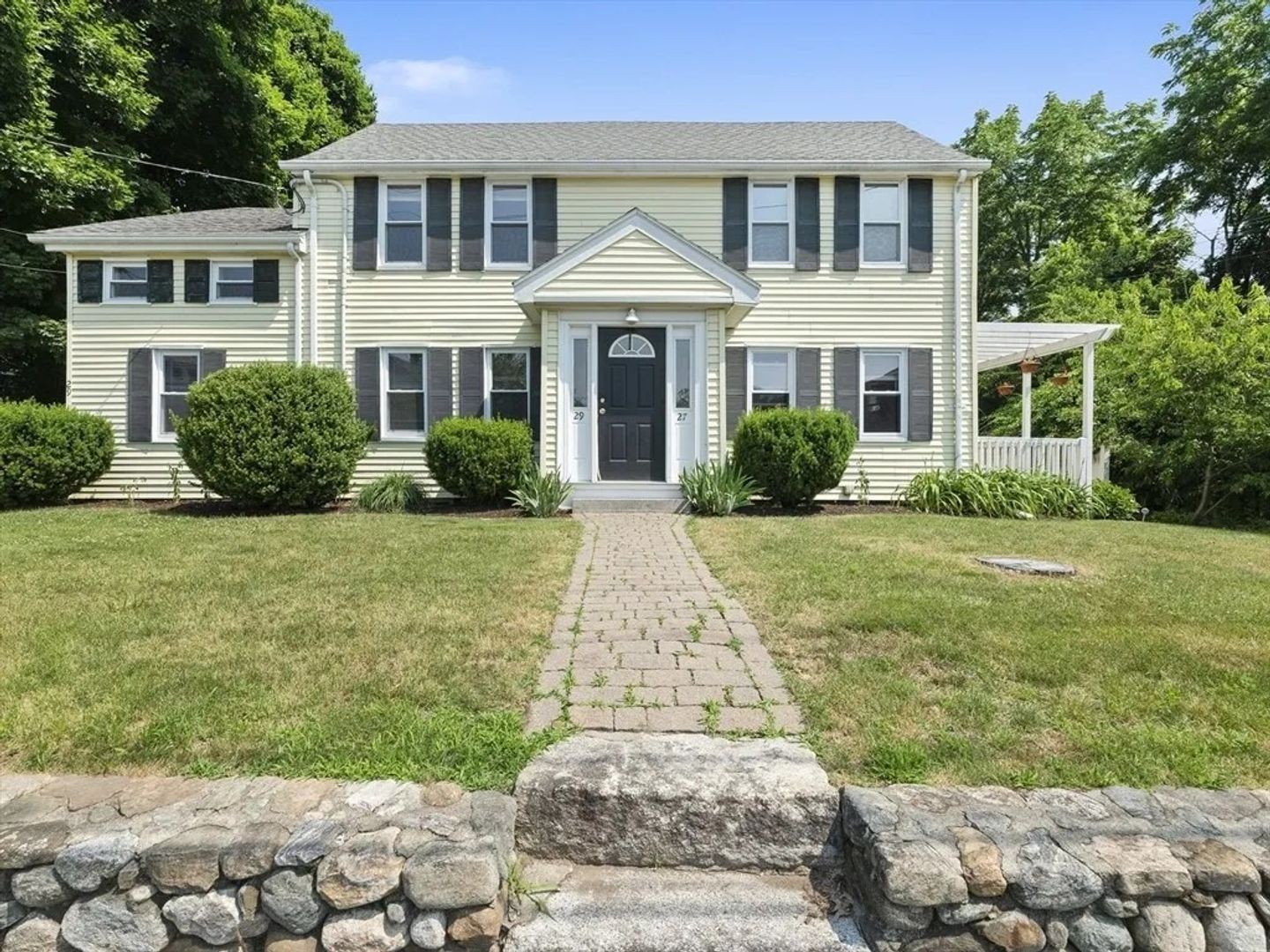 Woburn Apartment: 27-29 Kilby St