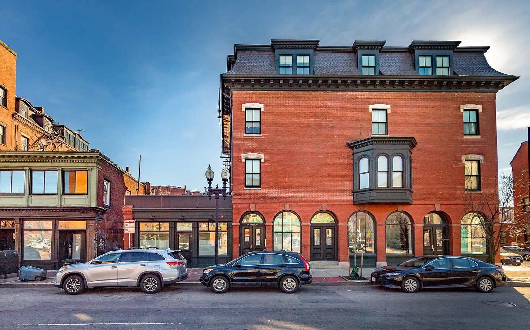 Boston Apartment: 784 Tremont St