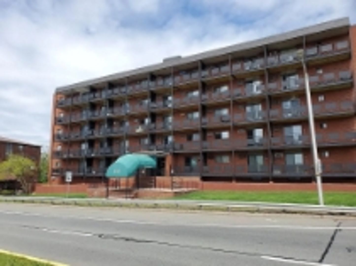 Revere House: 585 Revere Beach Parkway