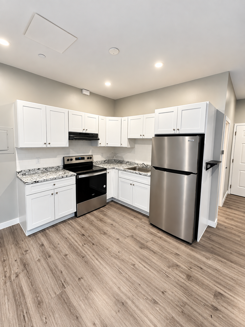 Lowell Apartment: 216 Central Street