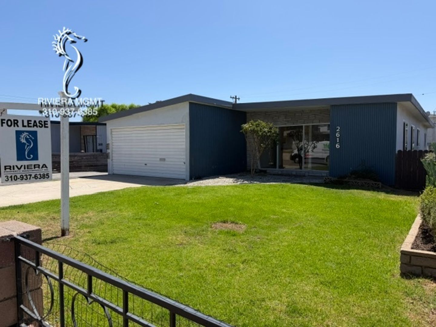 Redondo Beach Apartment: 2616  Graham Avenue