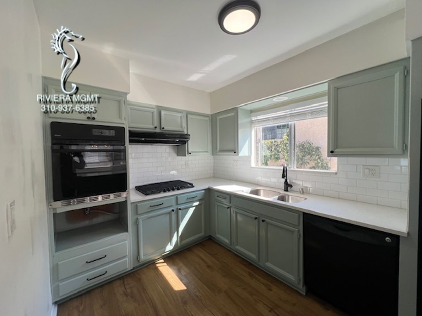 Redondo Beach House: 1725 - 1727 Reed St.