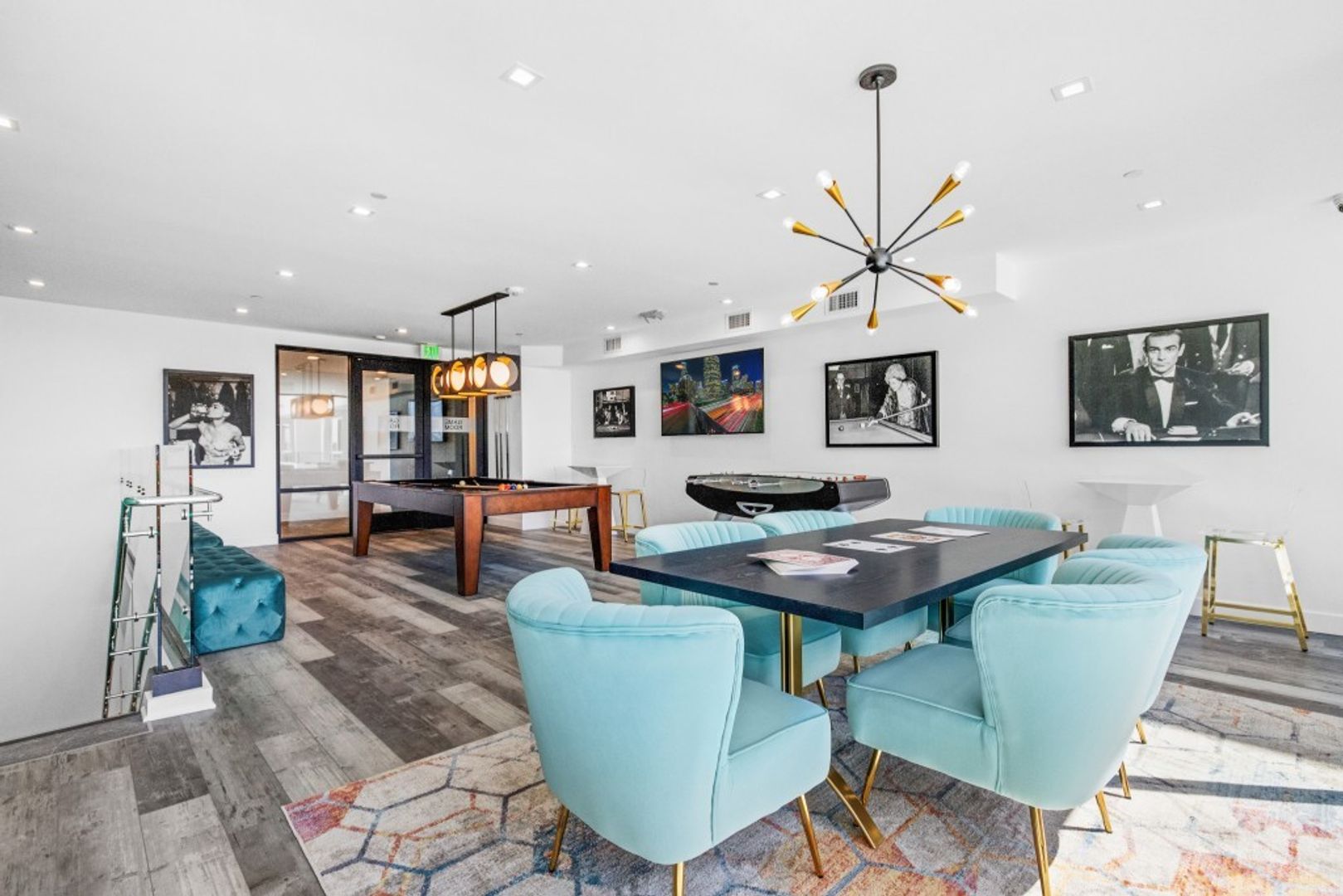 MODERNO NOHO West 3 of 12