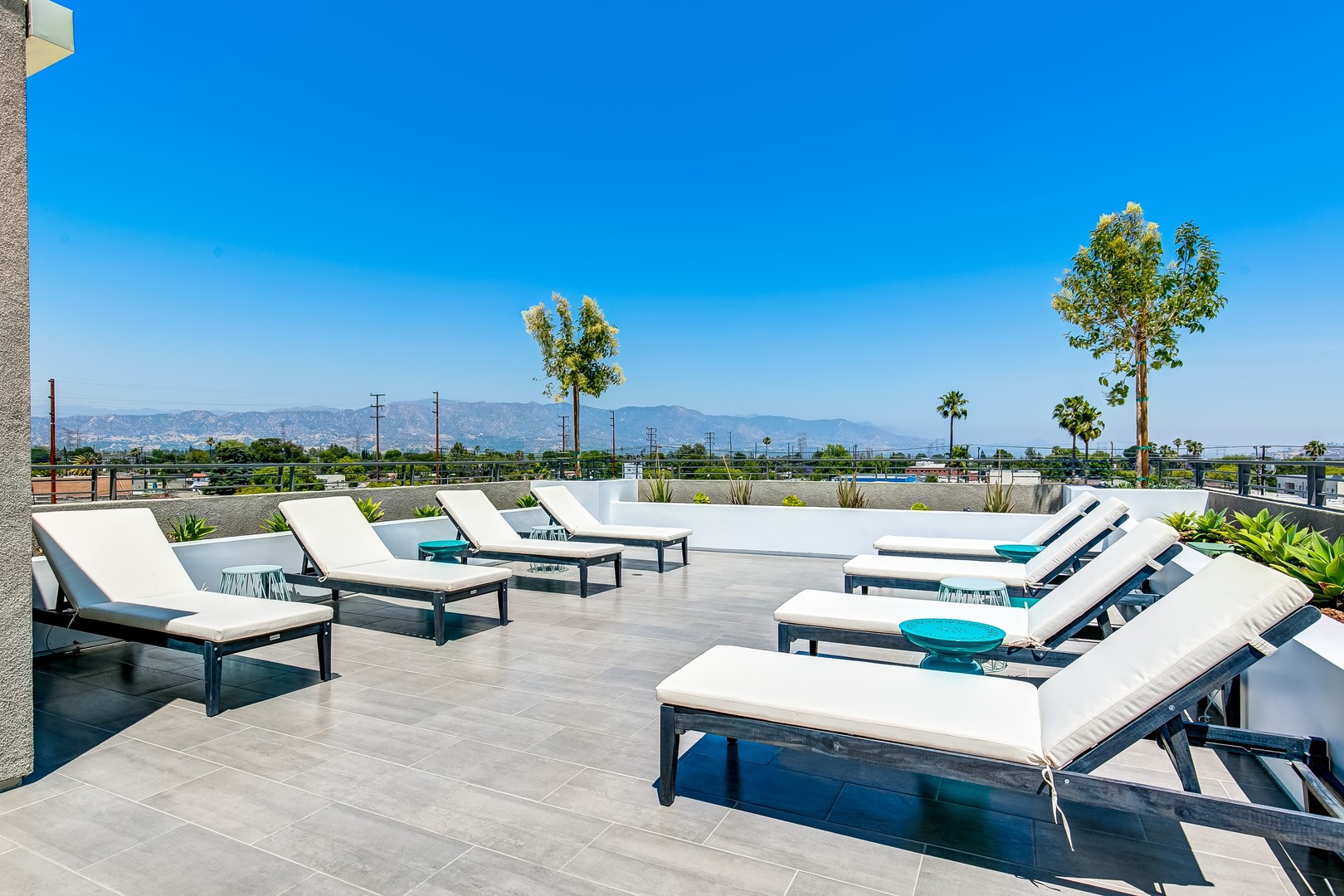 Roof deck at MODERNO East (8 of 8)