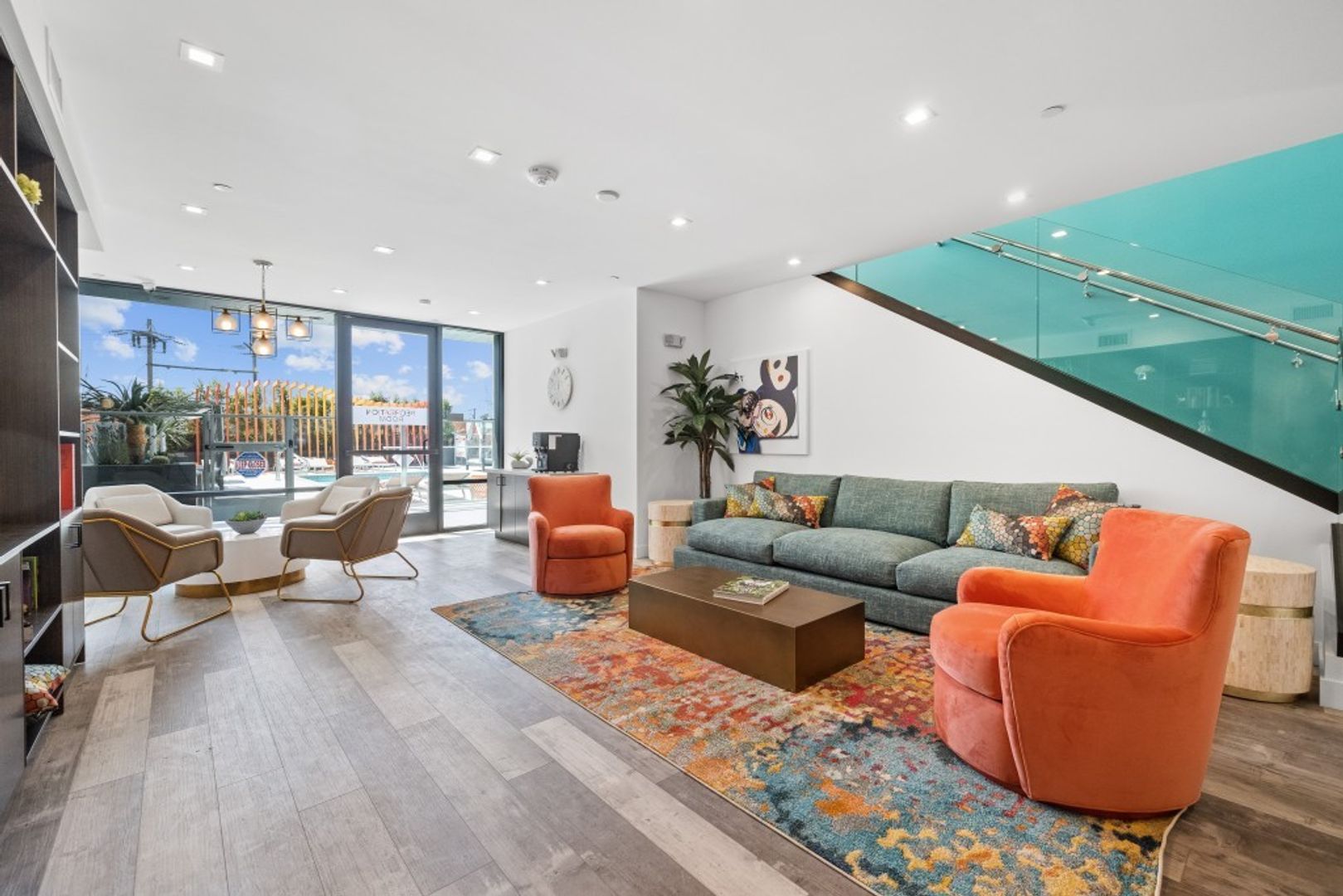 MODERNO NOHO West 10 of 12