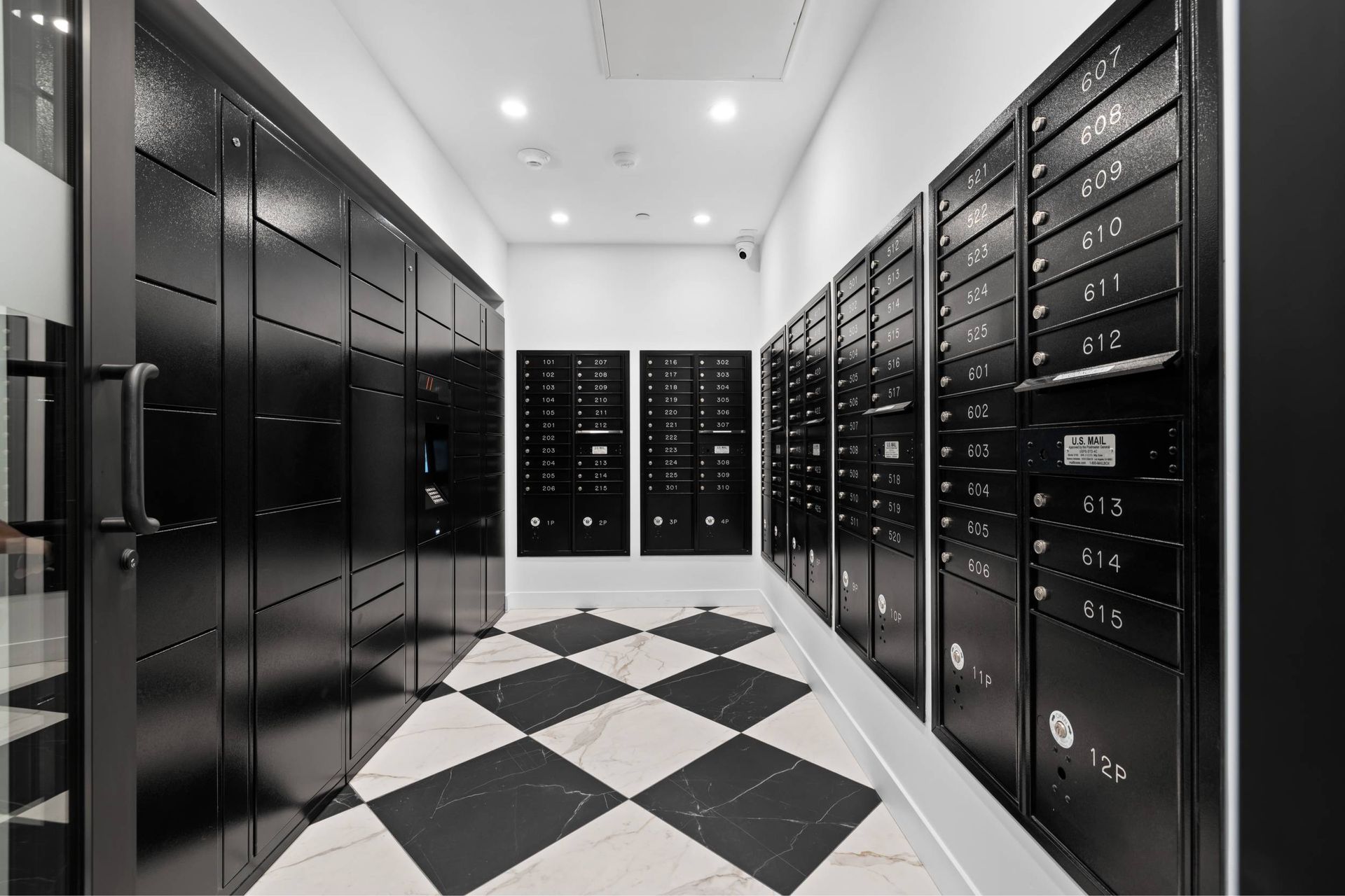 Mailroom at MODERNO Axis (1 of 3)