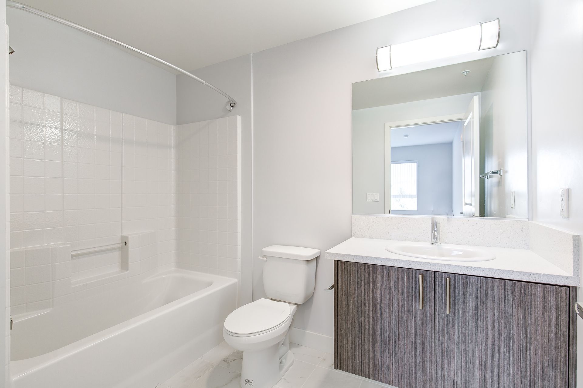 MODERNO North Hollywood 4 of 12