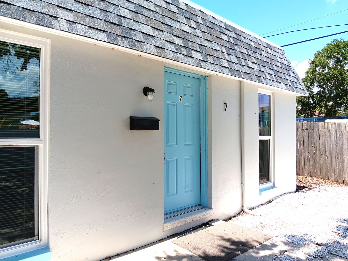 Dunedin House: 885 Beltrees St