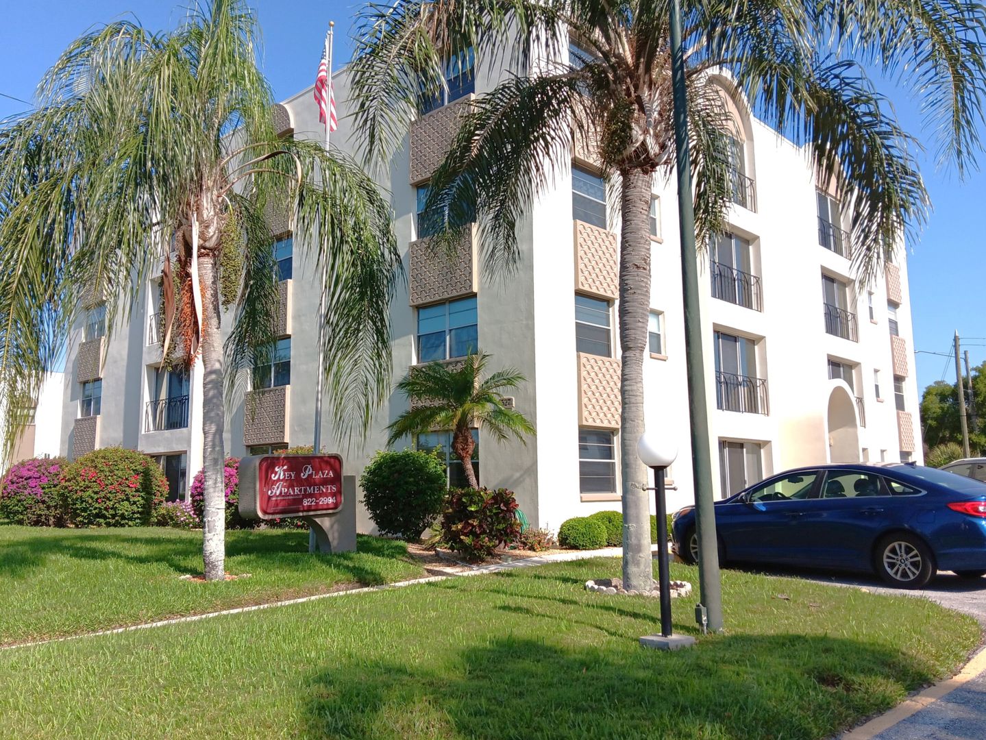 St Petersburg House: 327 34th Ave N