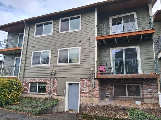 Hunter's Ridge 2 Bedroom Apartment with Bonus Den – photo 1