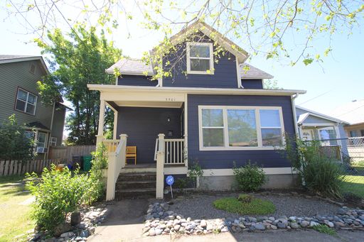 A Classic 3 Bedroom/2 Bath Craftsman Bungalow Reimagined For Modern Living – photo 1