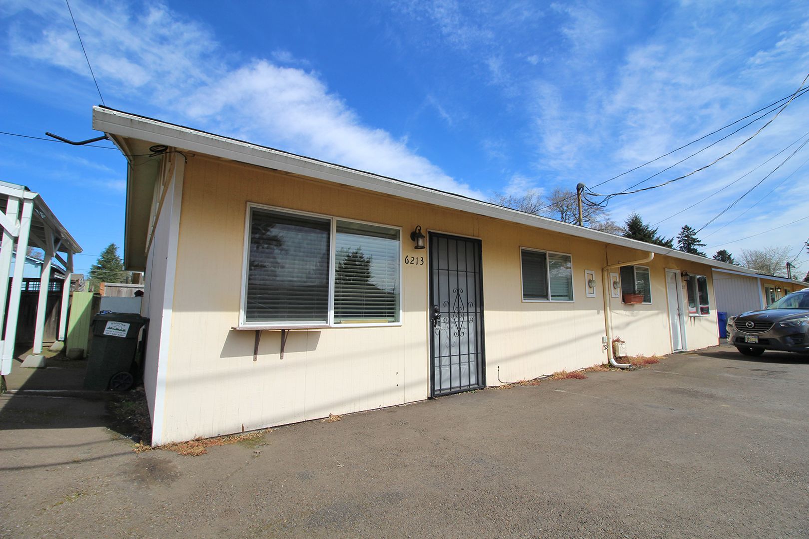 Portland Apartment: 6213-6217 SE Fern Ave