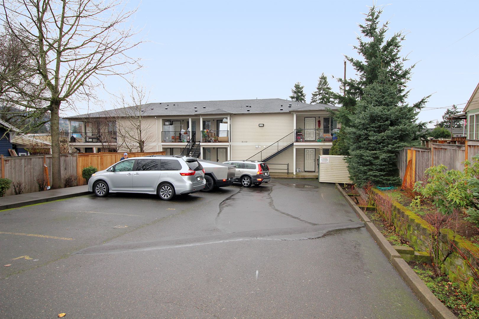 Portland Apartment: 8102 SE Lambert St