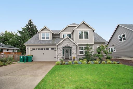 Gorgeous Modern Construction 4 Bed/2.5 Bath Home on Quiet Street – photo 1