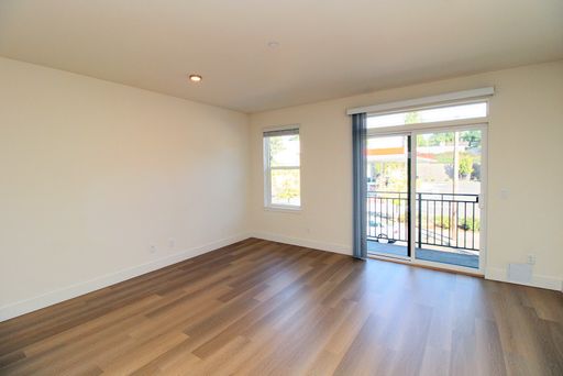 Stylish Modern Apartment - SW Portland – photo 1