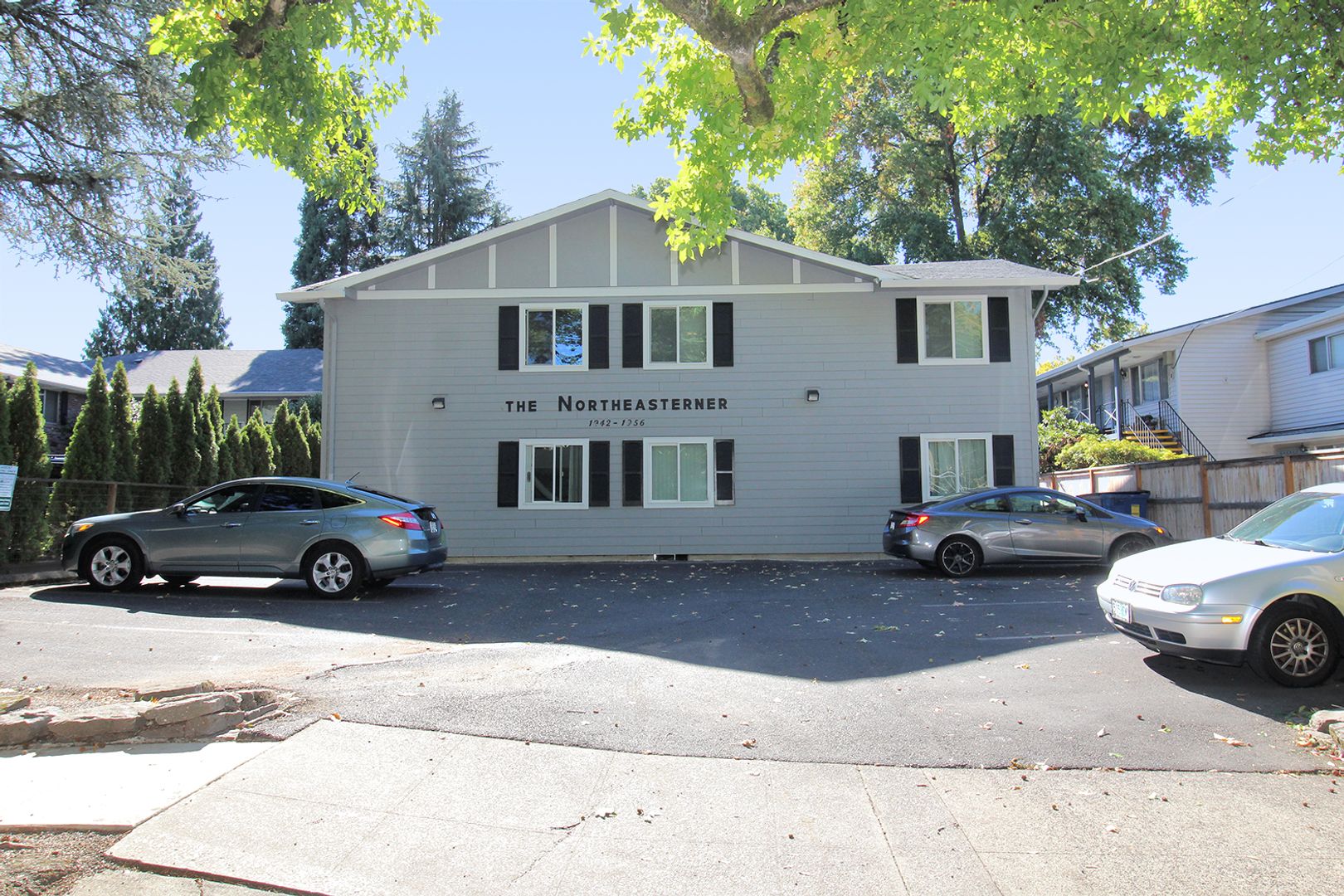 Portland Apartment: 1942-1956 NE Tillamook St