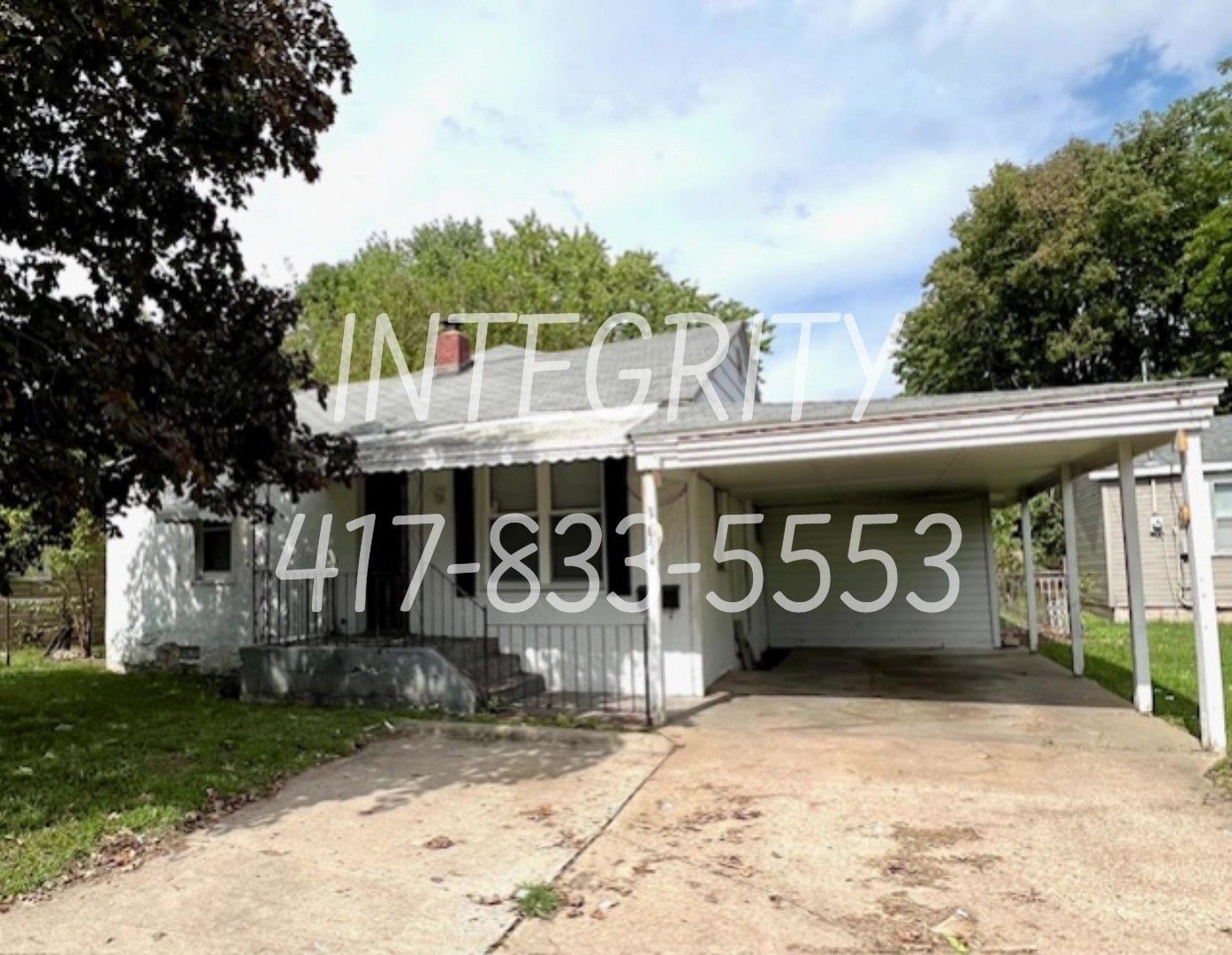 Springfield House: 1631 E. 8th