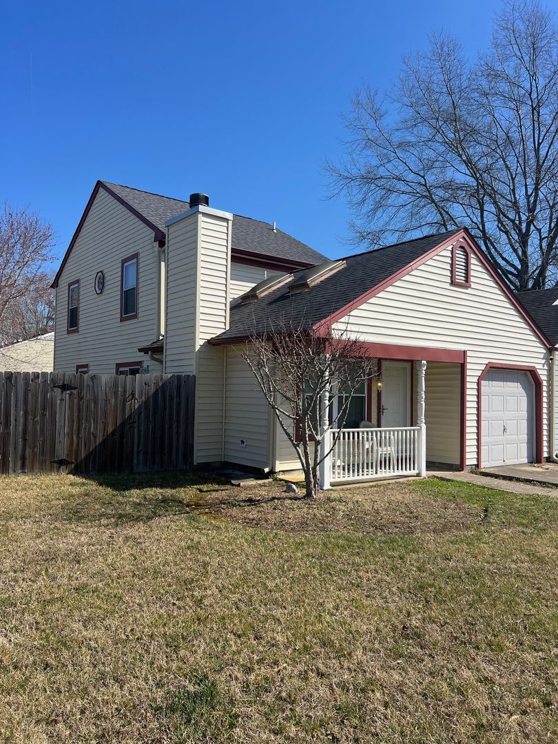 CHESAPEAKE House: 405 COBBLEWOOD ARCH