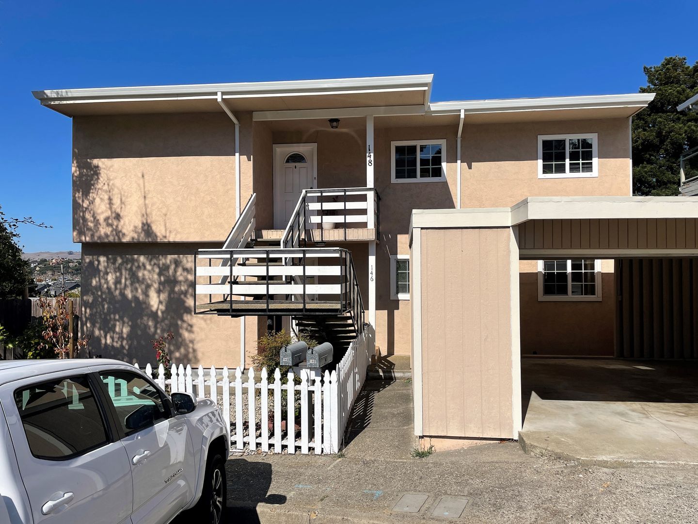 Sausalito House: 146 Buchanan Court