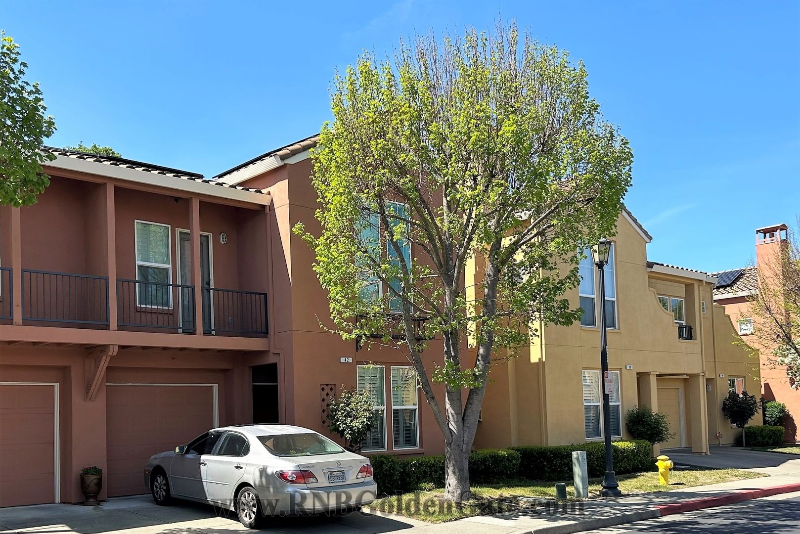 Novato Townhome: 42 Arnold Drive