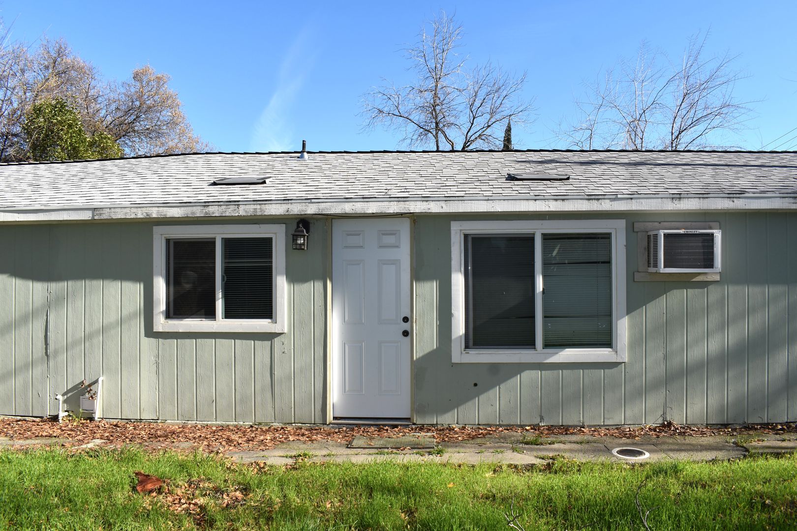 Sacramento House: 3996 Sierra Vista Avenue Unit 1/2