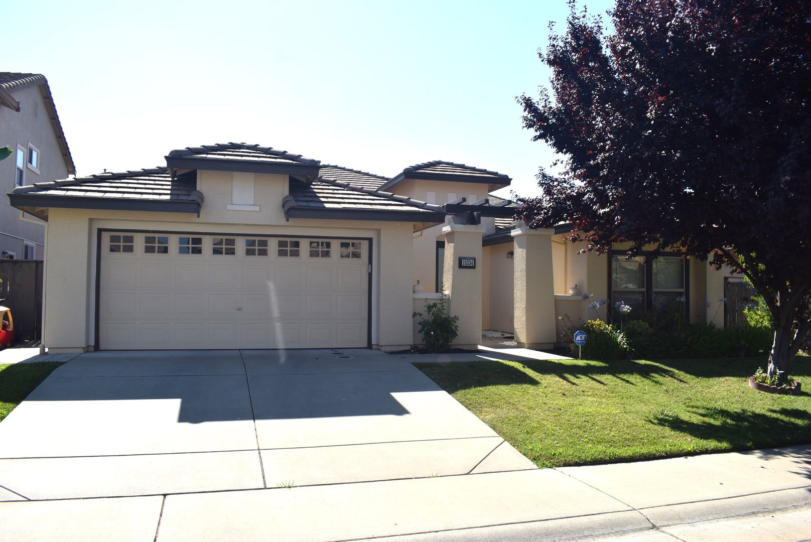 Elk Grove House: 10334 Frank Greg Way