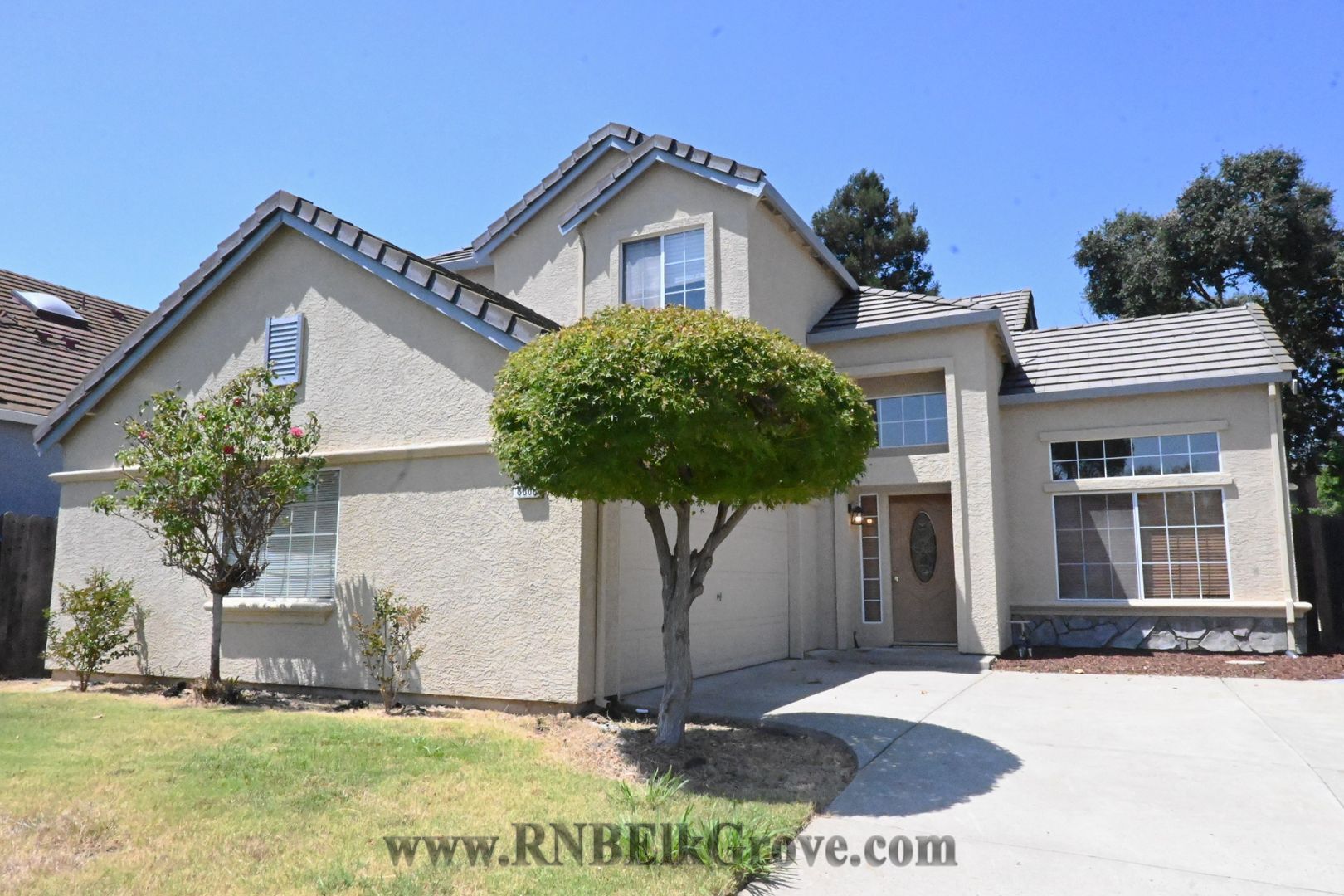 Elk Grove House: 8868 Chadbury Place