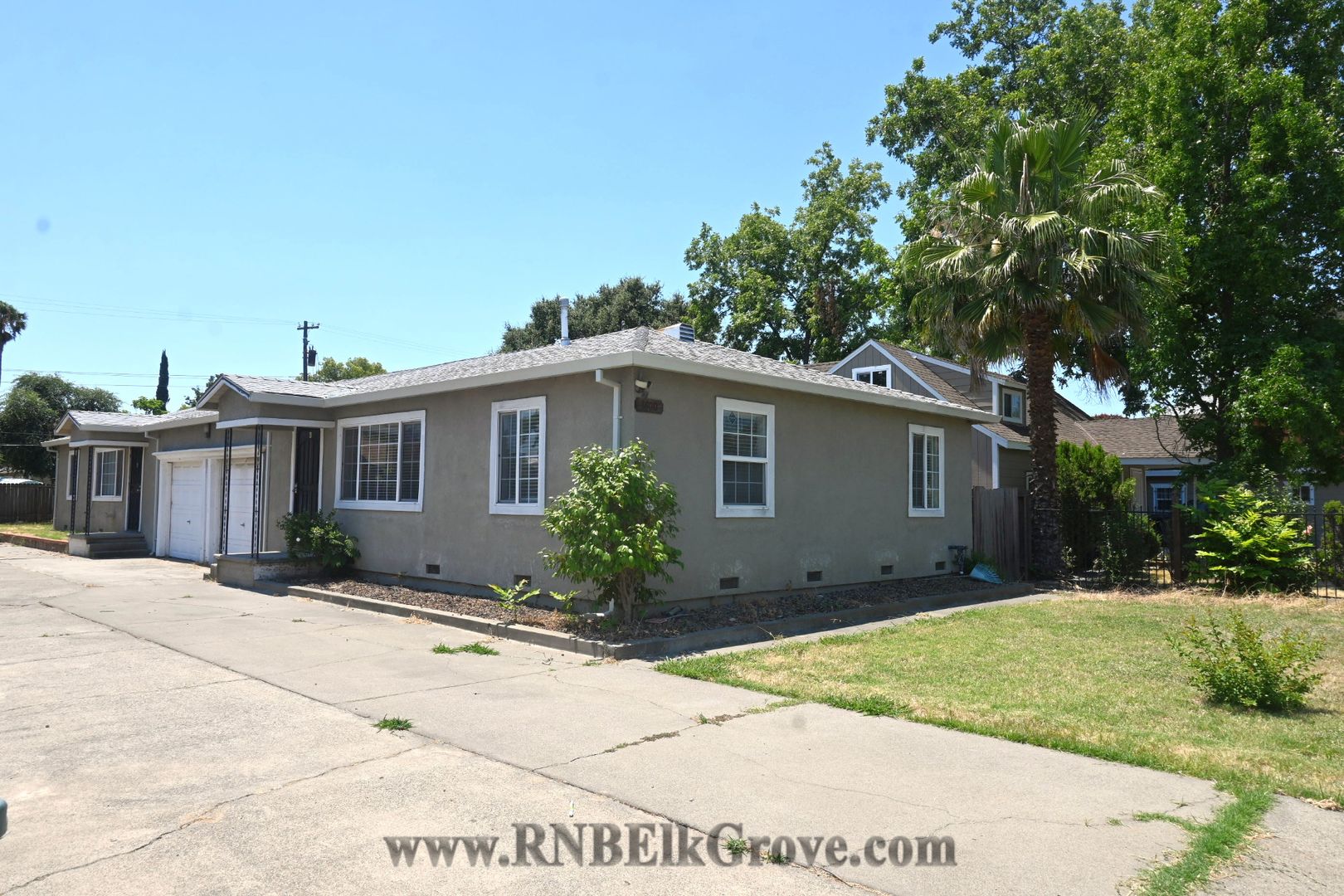 Sacramento House: 3600 26th Avenue Unit B