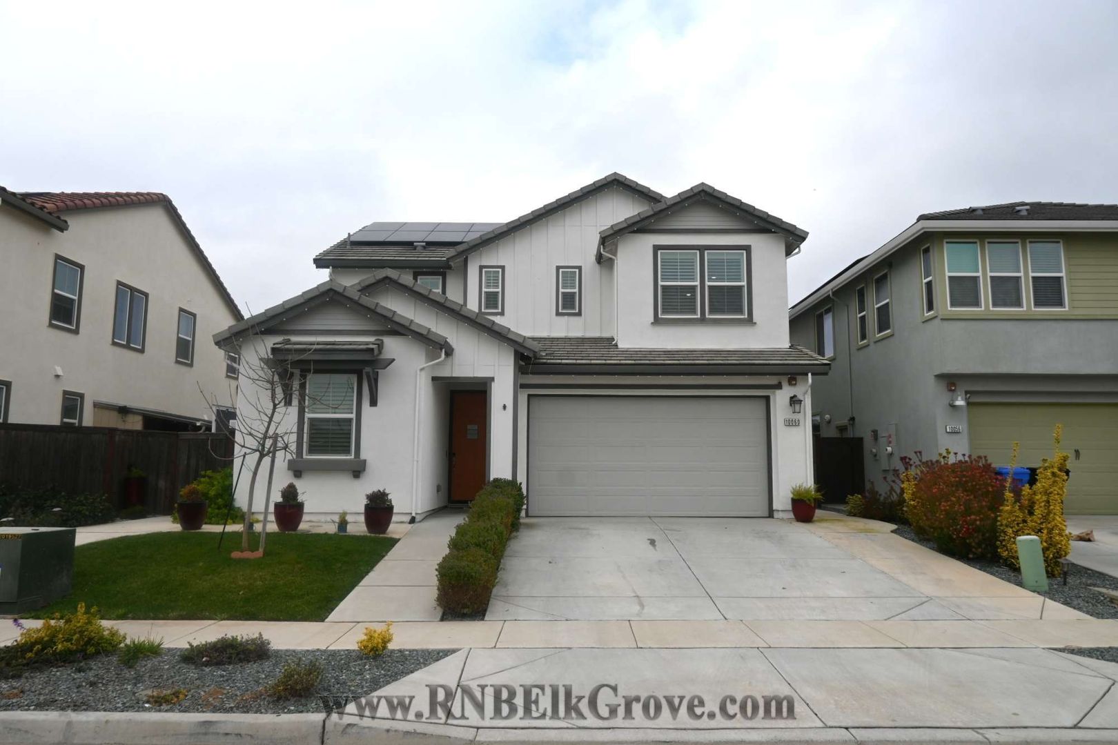 Elk Grove House: 10060 Carinata Drive