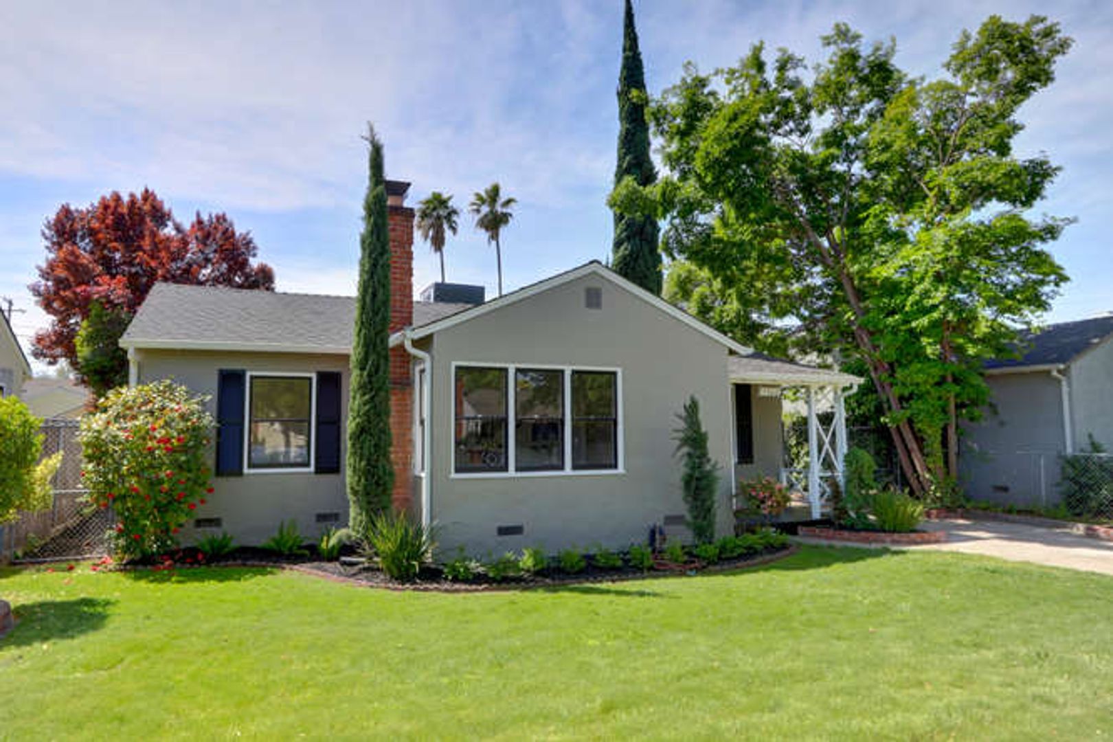 Sacramento House: 5960 13th Avenue