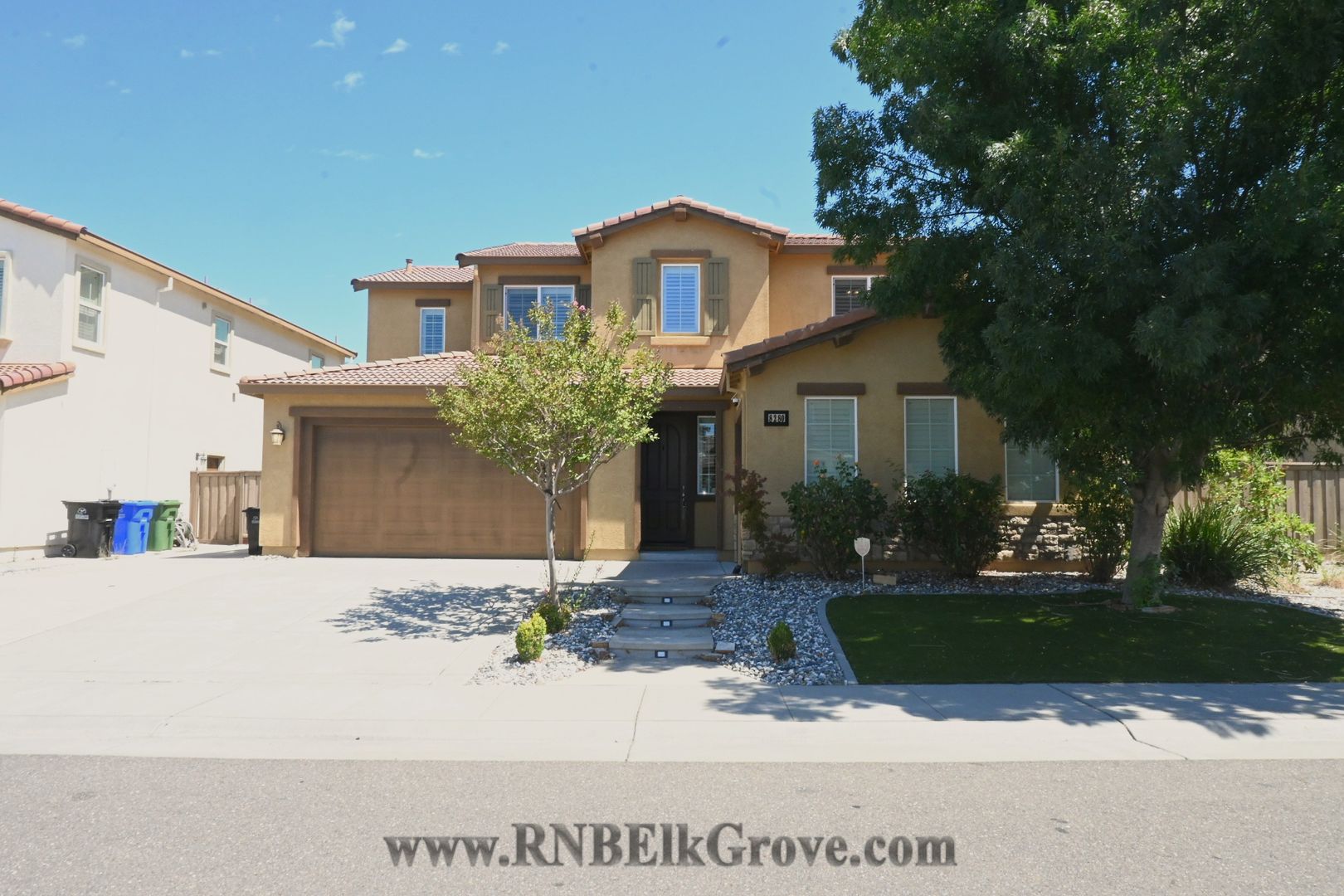 Elk Grove House: 8280 Columbo CIrcle