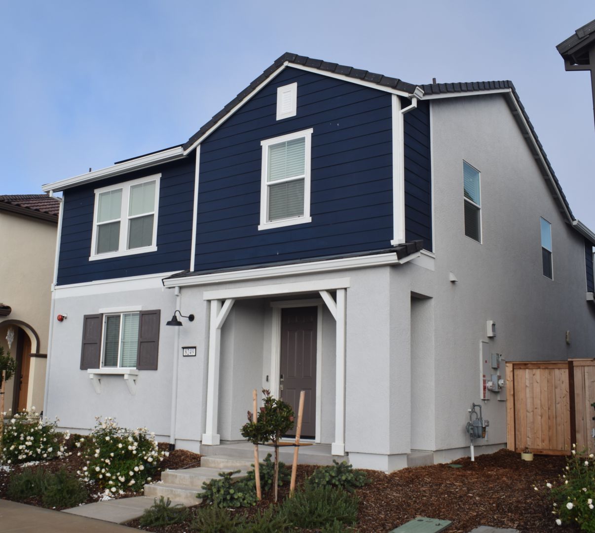 Elk Grove House: 8249 Peterborough Way