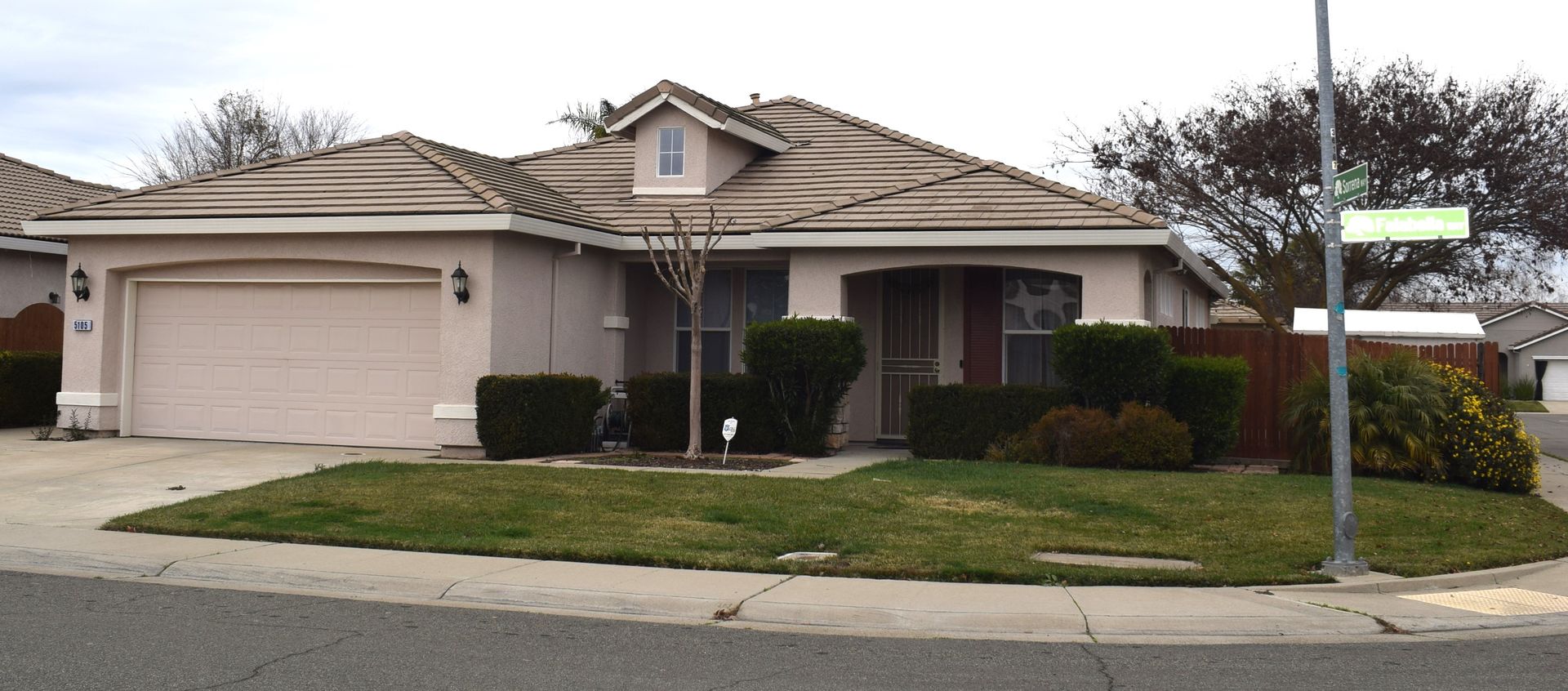 Elk Grove House: 5105 Falabella Way