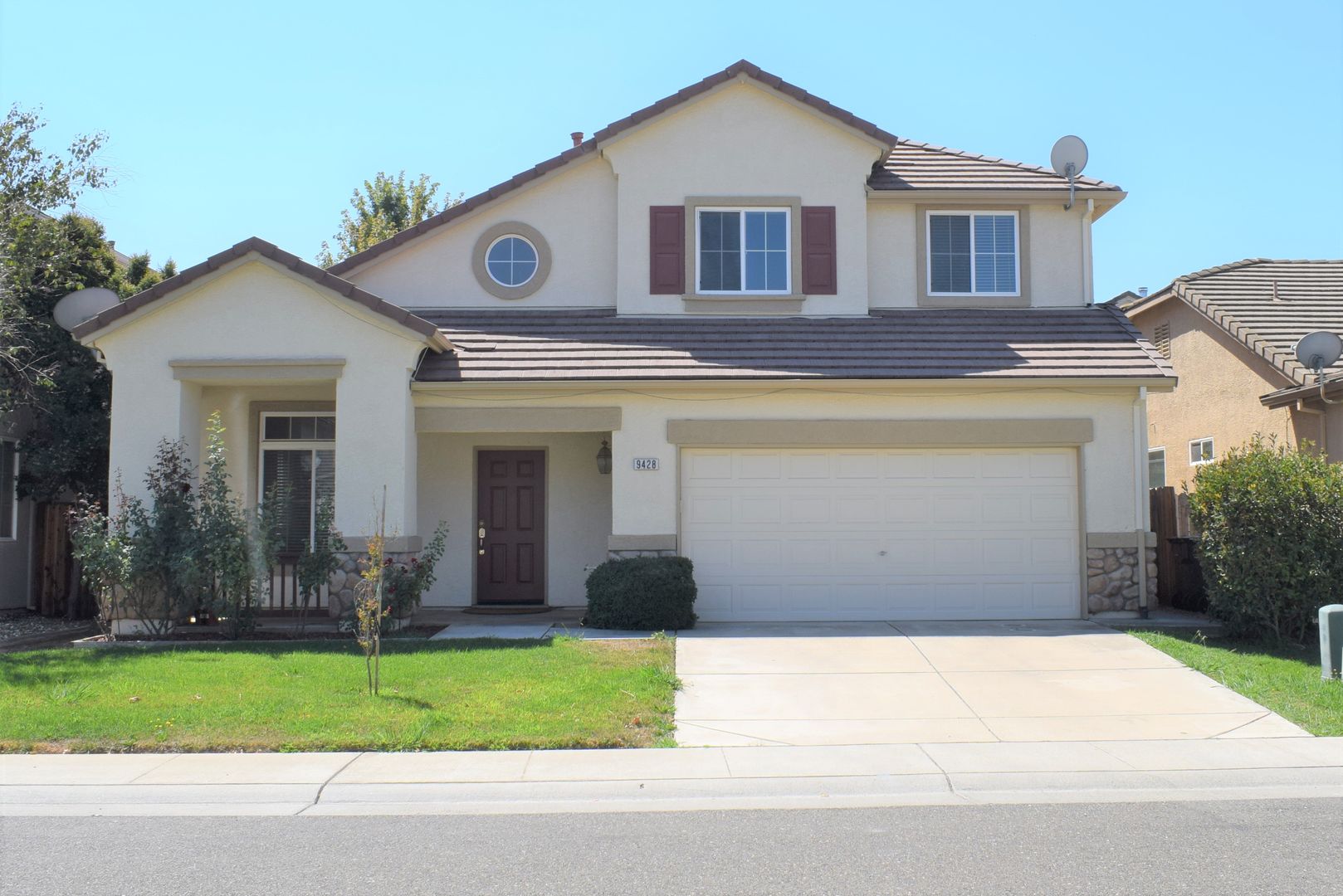 Elk Grove House: 9428 Viridian Way