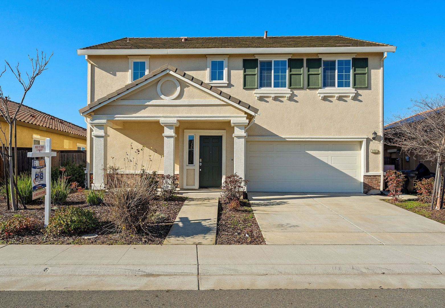 Roseville House: 3201 Radiant Way