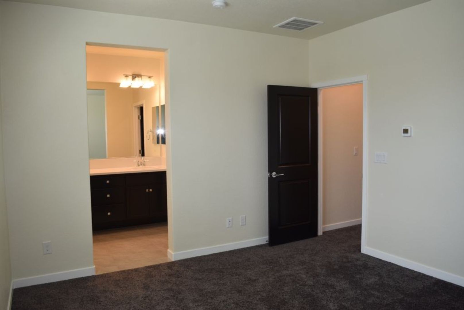 West Sacramento House: 3280 Chickadee Court