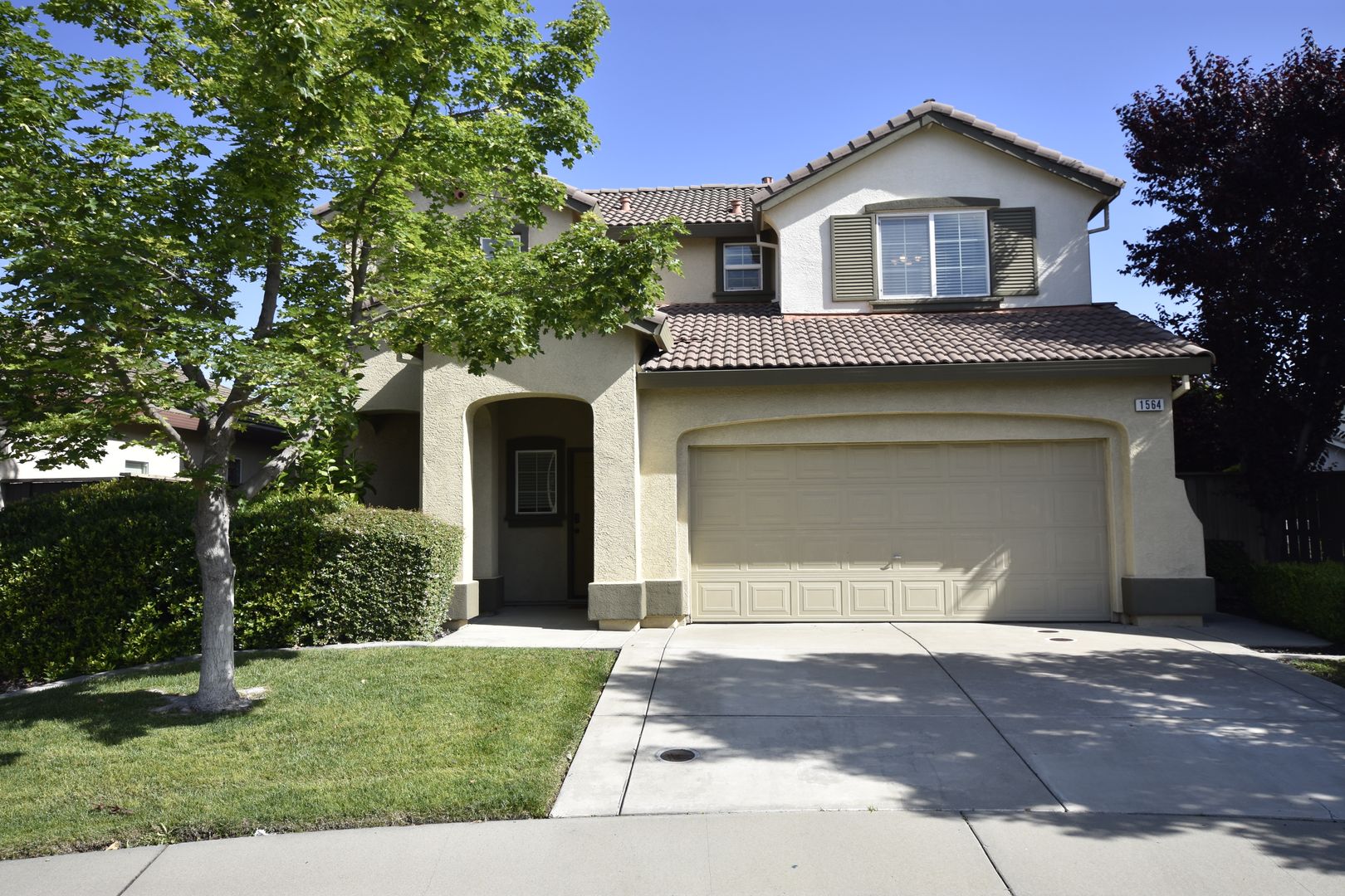 Roseville House: 1564 Blue Beaver Way