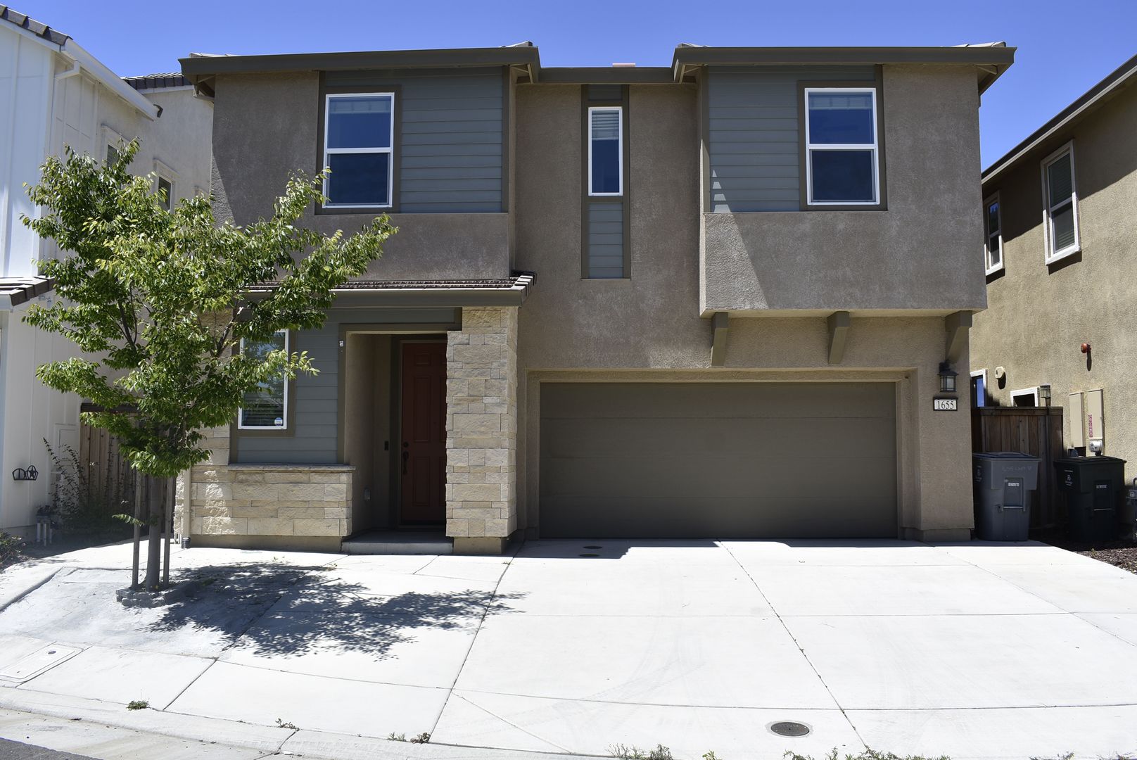 Rocklin House: 1655 Lion Street