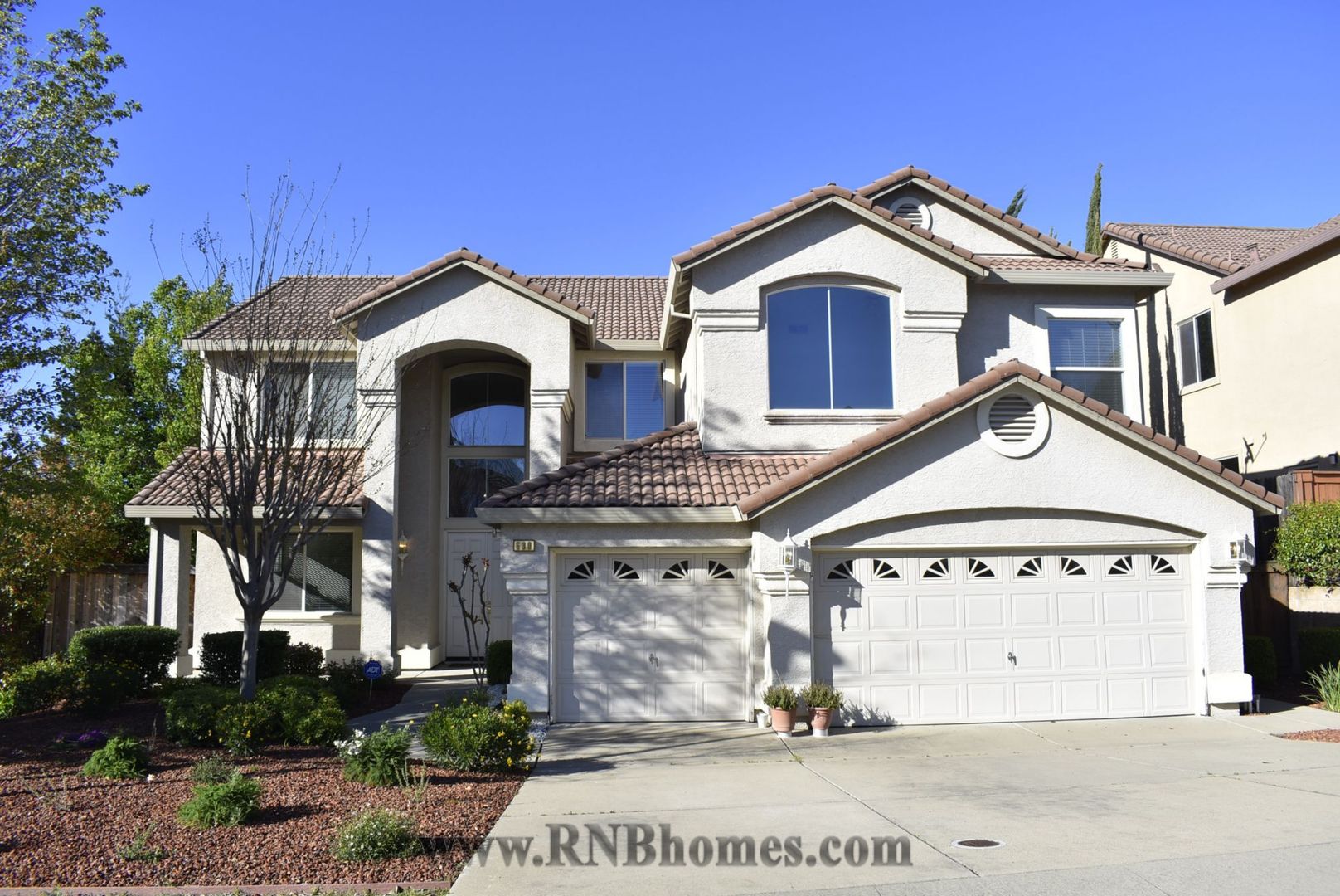 Folsom House: 630 Rogers Circle