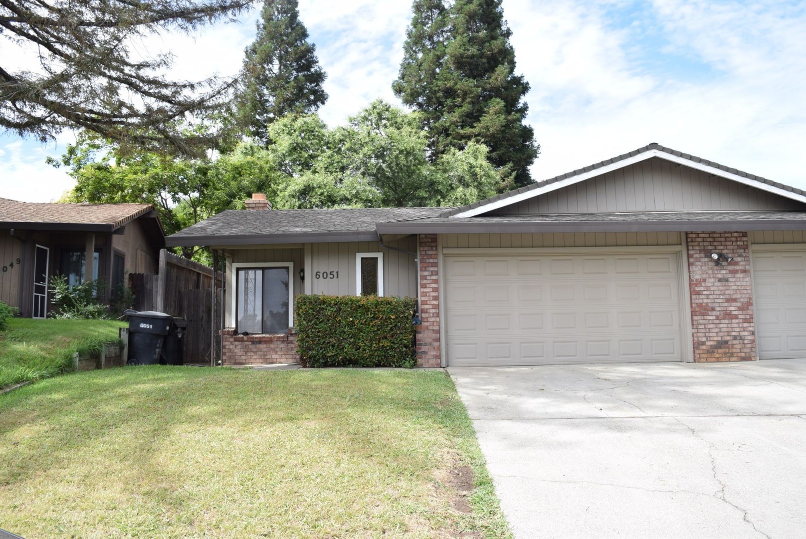 Orangevale House: 6051 Roloff Way