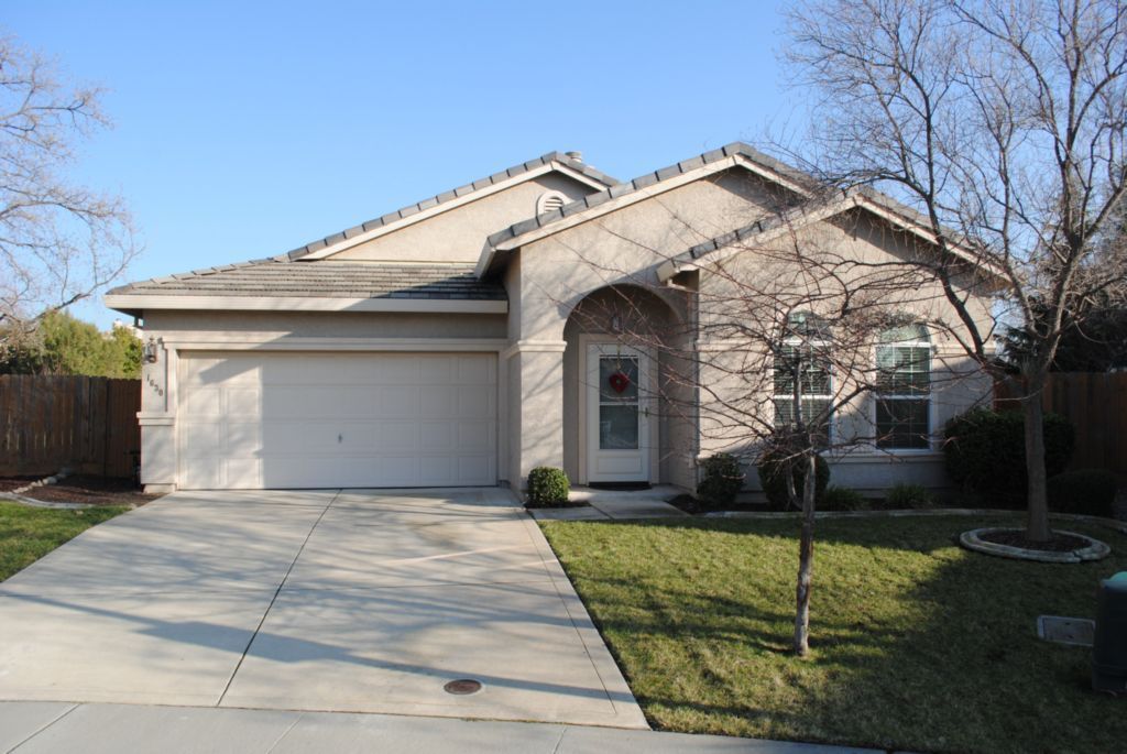 Rocklin House: 1630 Begonia Court