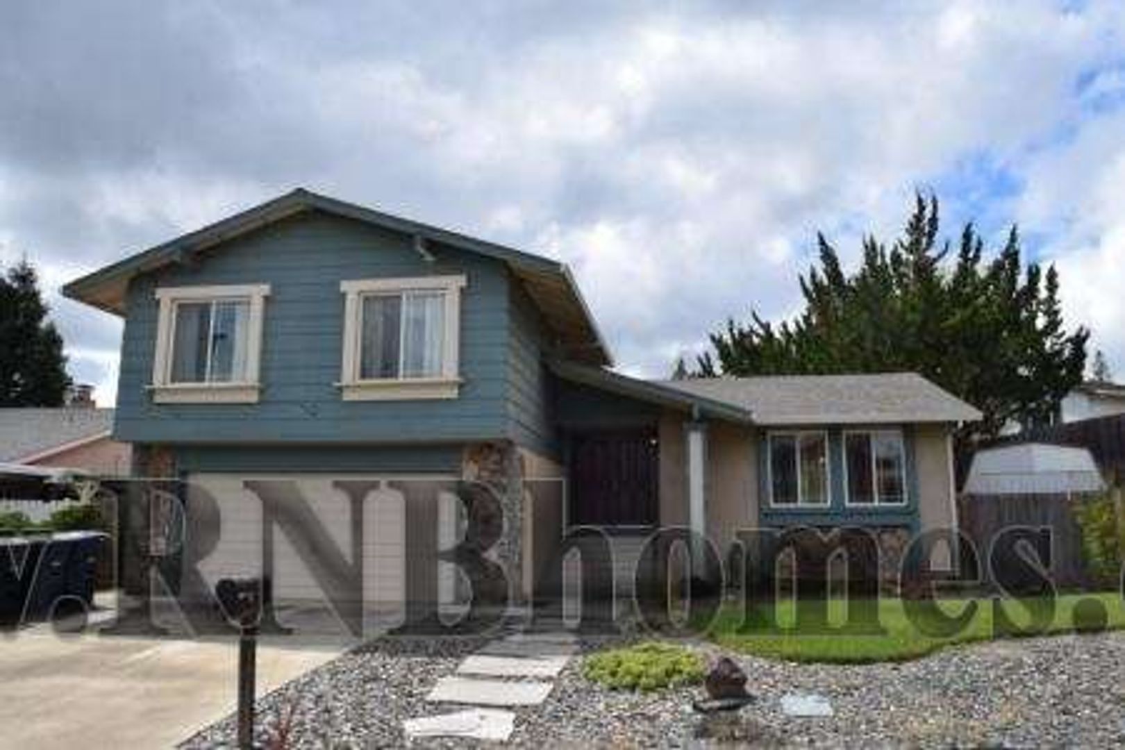 Citrus Heights House: 8250 Canyon Oak Drive