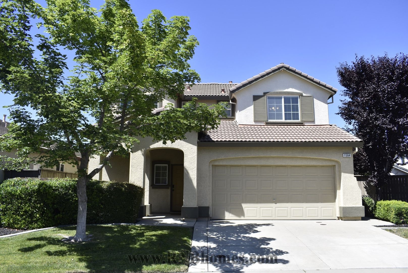 Roseville House: 1564 Blue Beaver Way